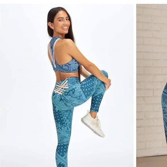 Fabletics Sports Bra & High Waisted 7/8 Legging Set Blue Nova Bandana XS/S - Picture 1 of 7